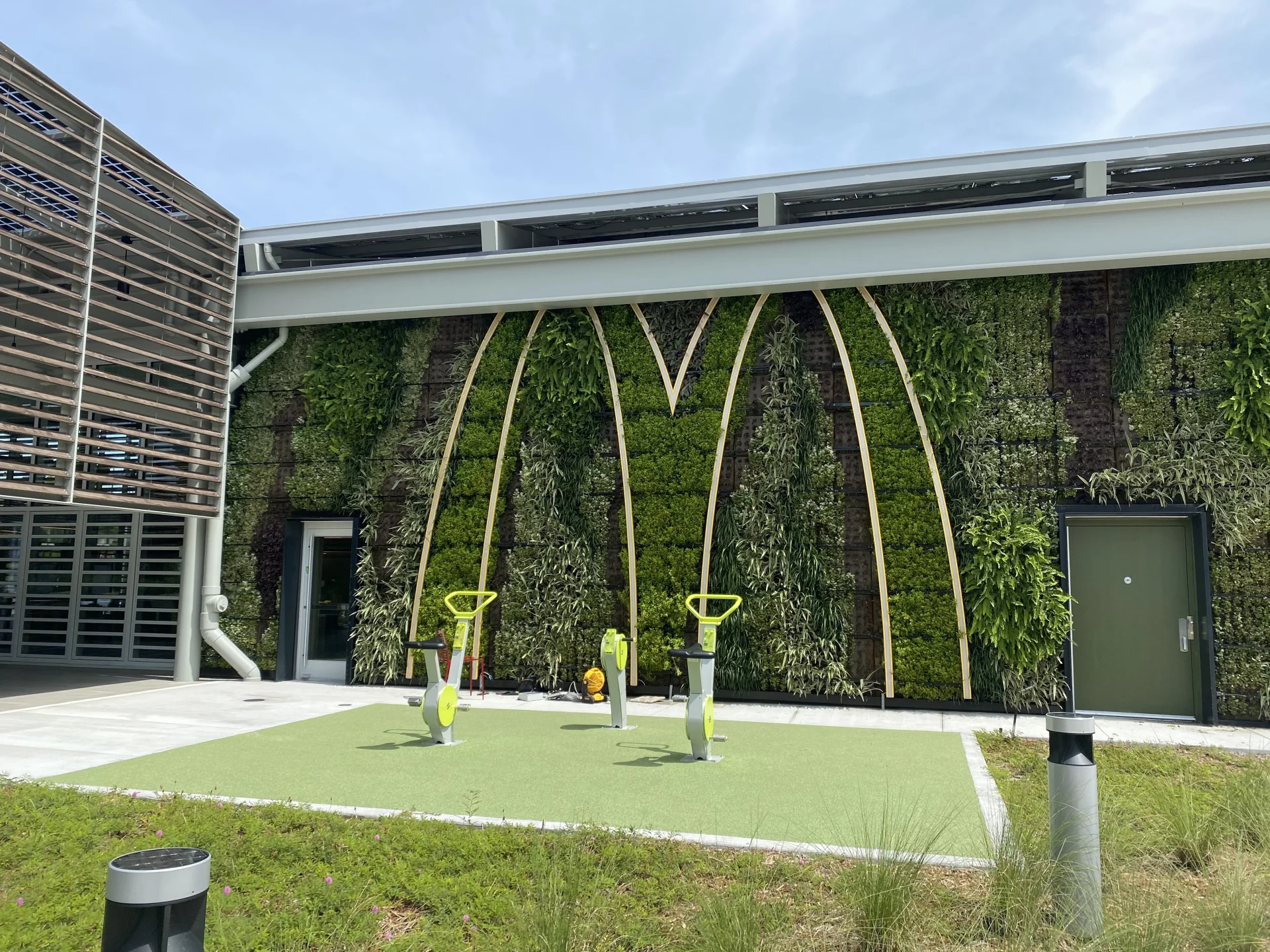 McDonald's restaurant exterior